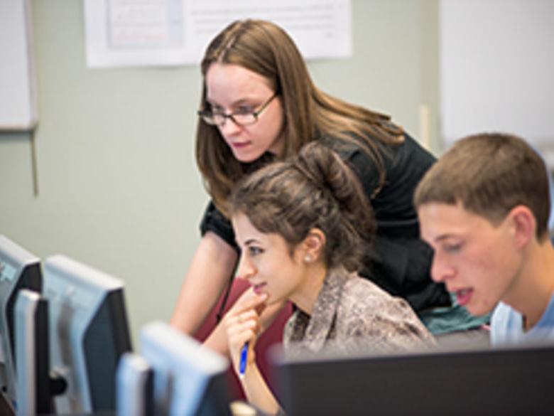 Students get help in the computer lab